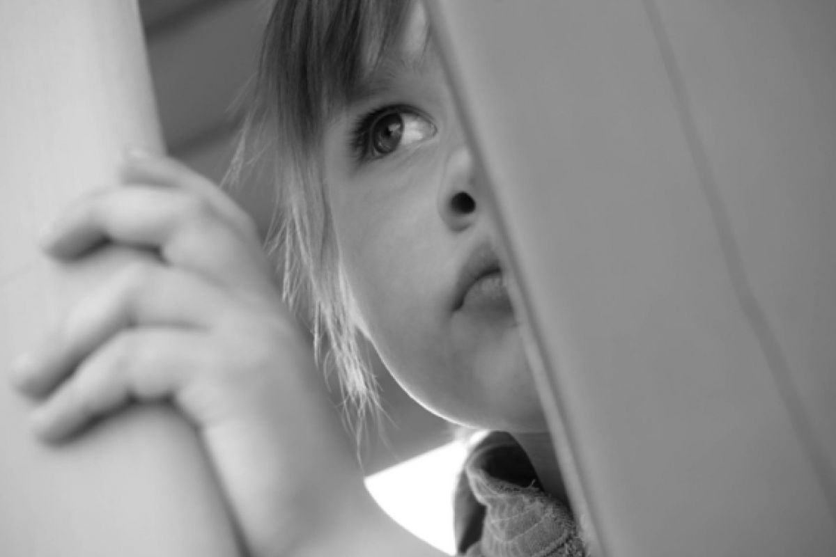 10 Ways Separating Parents May Unconsciously  Emotionally Harm Their Children
